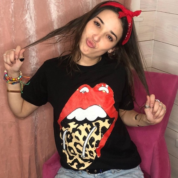 ONLY 1—Rolling Stones Black Leopard Graphic Tee!! - Picture 2 of 4